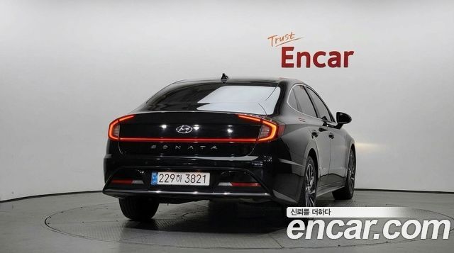 Hyundai Sonata 2.0 Premium Plus — пробег 128 035 км — фото 4 из 5