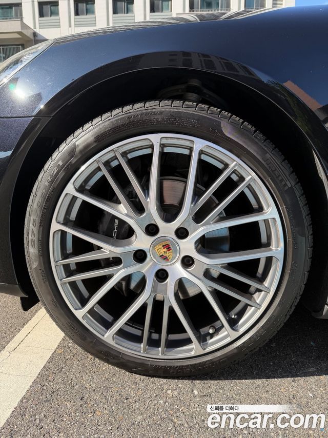 Porsche Panamera 2.9 AWD Executive — пробег 30 000 км — фото 5 из 5