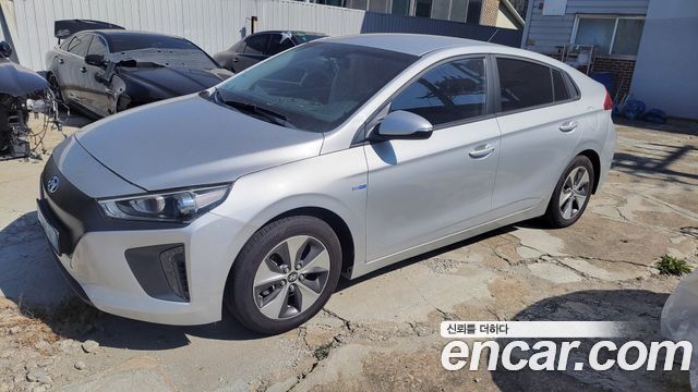 Hyundai Ioniq I — пробег 162 000 км — фото 1 из 5