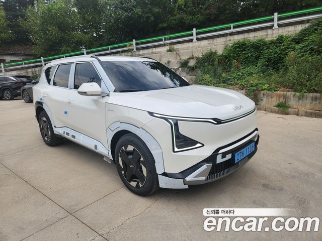 Kia EV5 Long Range 2WD Earth — пробег 14 км — фото 2 из 5