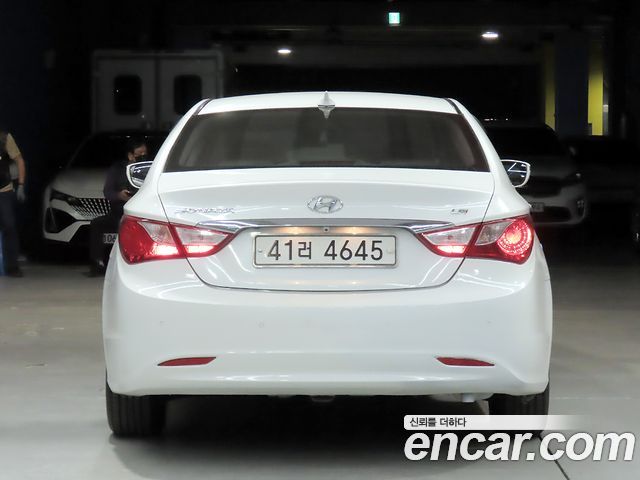 Hyundai Sonata LPi Luxury — пробег 119 343 км — фото 4 из 5