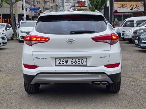 Hyundai Tucson Diesel 2.0 2WD Modern — пробег 90 820 км — фото 3 из 5
