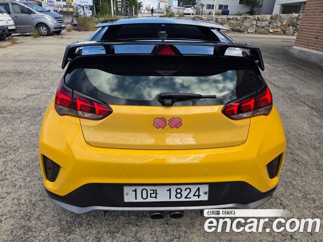 Hyundai Veloster 1.6 Turbo Sport Core — пробег 134 430 км — фото 2 из 5