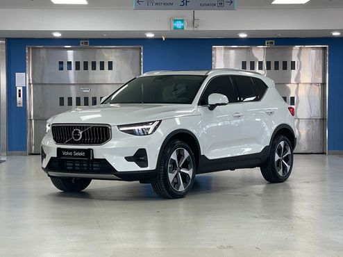 Volvo XC40 B4 Ultra Bright — пробег 18 653 км — фото 1 из 5