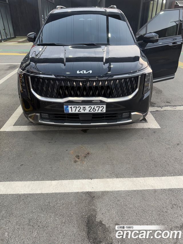 Kia Carnival Gasoline 7-Seater Signature — пробег 50 000 км — фото 3 из 5