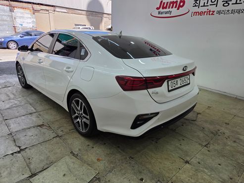 Kia K3 Luxury — пробег 76 400 км — фото 3 из 5