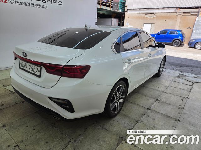 Kia K3 Luxury — пробег 76 400 км — фото 5 из 5