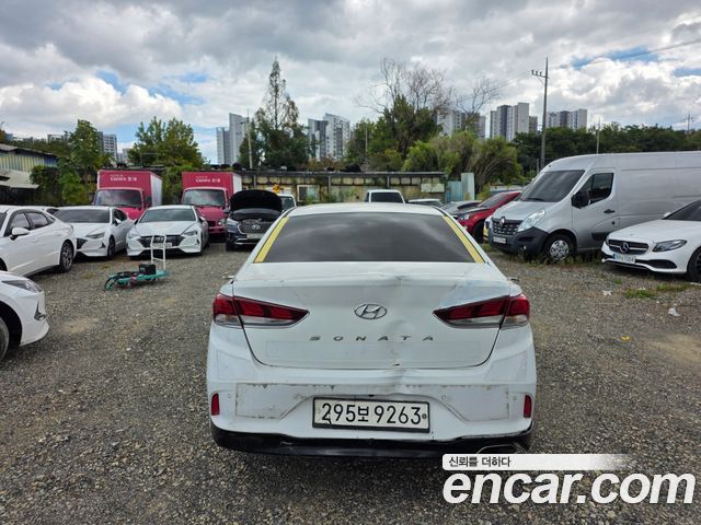 Hyundai Sonata 2.0 Style — пробег 238 052 км — фото 4 из 5