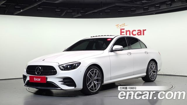Mercedes-Benz E-Class E220d 4MATIC AMG Line — пробег 89 766 км — фото 1 из 5
