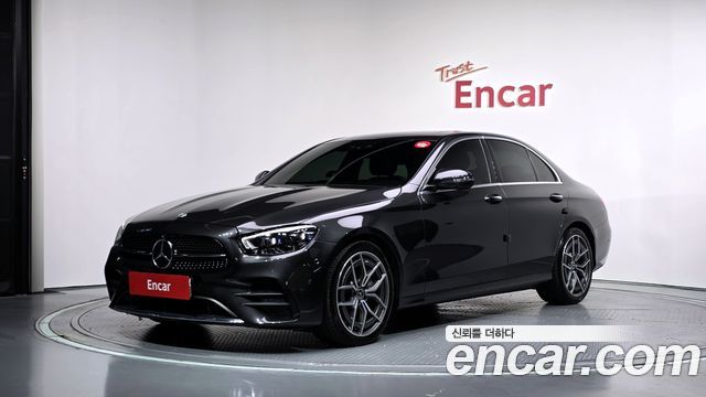 Mercedes-Benz E-Class E220d 4MATIC AMG Line — пробег 75 554 км — фото 1 из 5