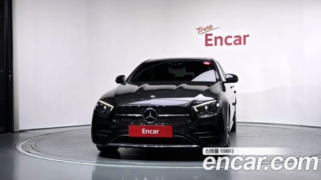 Mercedes-Benz E-Class E220d 4MATIC AMG Line — пробег 75 554 км — фото 3 из 5