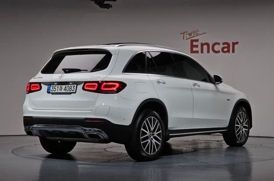 Mercedes-Benz GLC-Class GLC300e 4MATIC — пробег 42 858 км — фото 2 из 5