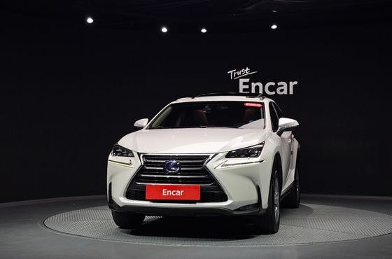 Lexus NX Executive — пробег 75 865 км — фото 3 из 5
