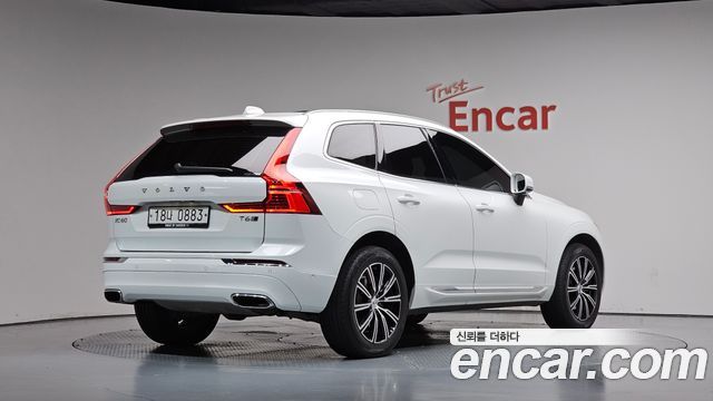 Volvo XC60 T6 Inscription — пробег 65 795 км — фото 2 из 5