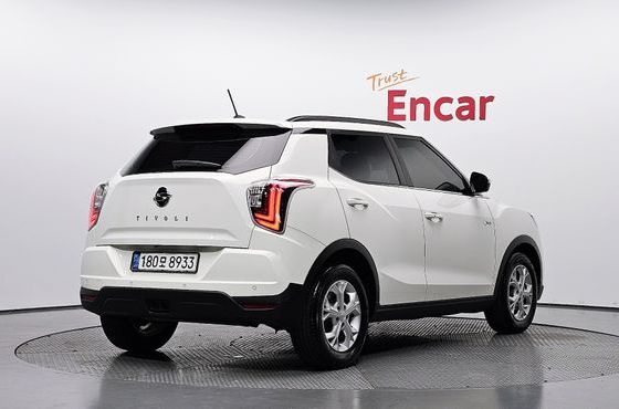 Ssangyong TIBOLI Gasoline 1.5 2WD V3 — пробег 79 018 км — фото 2 из 5