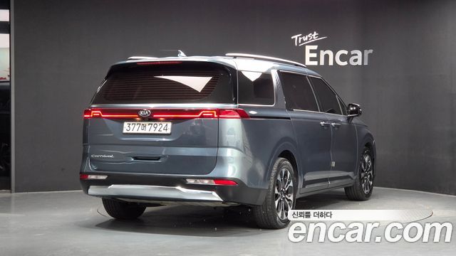 Kia Carnival из Кореи Encar