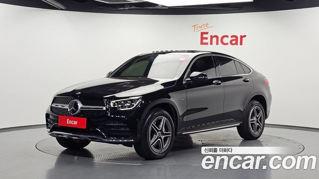 Mercedes-Benz GLC-Class GLC300e 4MATIC Coupe — пробег 52 590 км — фото 1 из 5