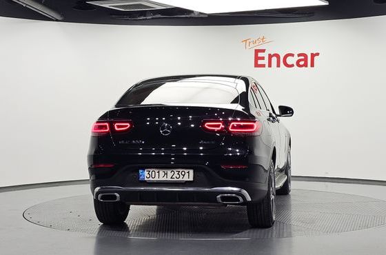 Mercedes-Benz GLC-Class GLC300e 4MATIC Coupe — пробег 52 590 км — фото 4 из 5