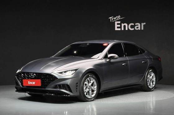 Hyundai Sonata 2.0 Premium Plus — пробег 27 733 км — фото 1 из 5