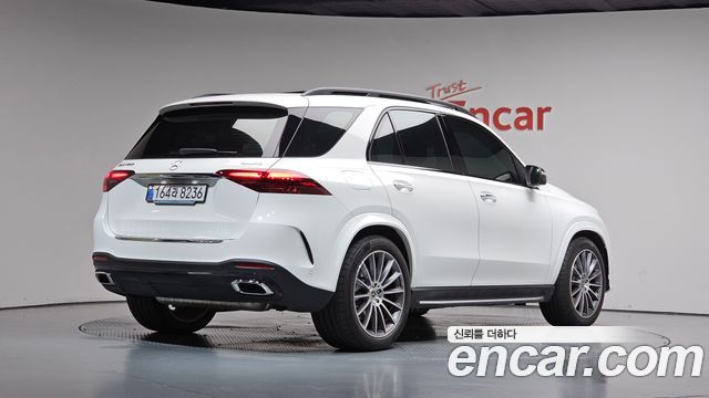 Mercedes-Benz GLE-Class GLE450 4MATIC AMG Line — пробег 11 300 км — фото 2 из 5