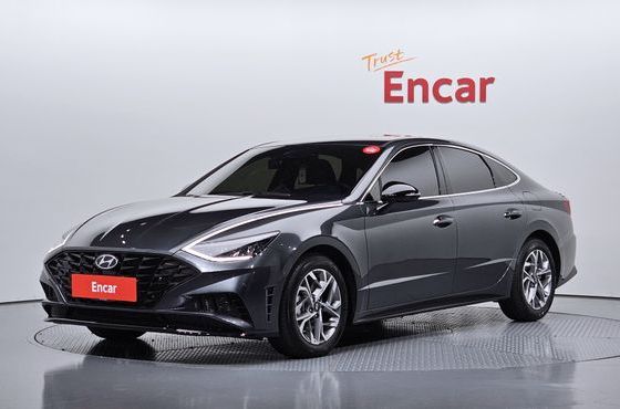 Hyundai Sonata 2.0 Premium Plus — пробег 6 917 км — фото 1 из 5