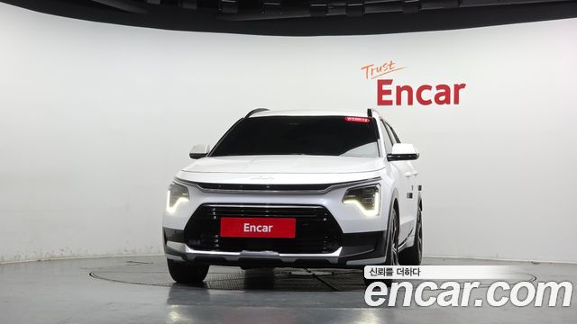 Kia Niro Signature — пробег 40 032 км — фото 3 из 5