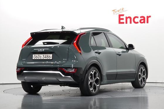 Kia Niro Signature — пробег 44 781 км — фото 2 из 5