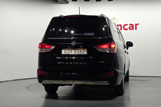 Ssangyong KORANDO 4WD TX 9-seater — пробег 105 852 км — фото 4 из 5