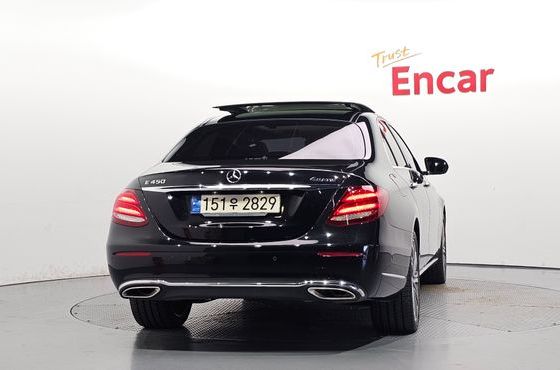 Mercedes-Benz E-Class E450 4MATIC Exclusive — пробег 89 189 км — фото 4 из 5