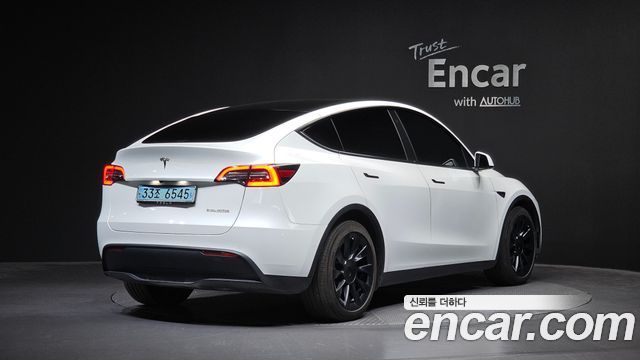 Tesla Model Y Long Range AWD — пробег 70 706 км — фото 2 из 5