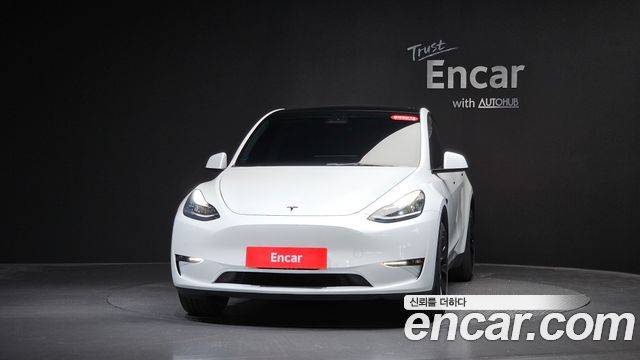 Tesla Model Y Long Range AWD — пробег 70 706 км — фото 3 из 5