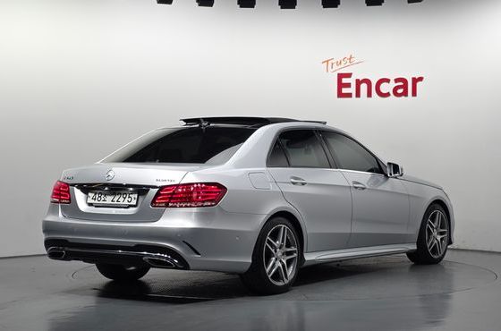 Mercedes-Benz E-Class E350 BlueTec 4MATIC — пробег 84 279 км — фото 2 из 5