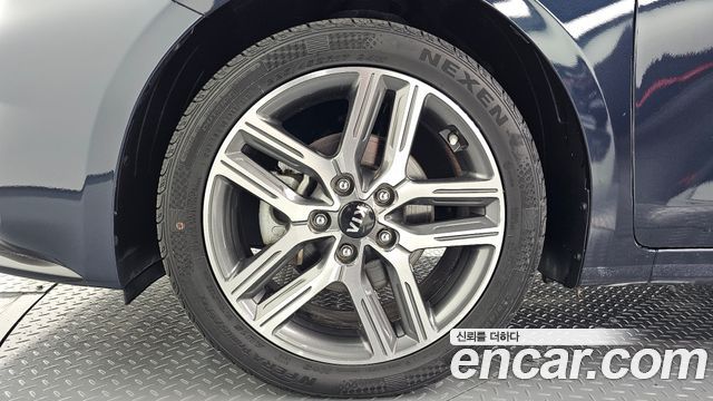 Kia K3 Luxury — пробег 84 096 км — фото 5 из 5