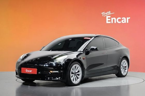 Tesla Model 3 Long Range AWD — пробег 69 621 км — фото 1 из 5