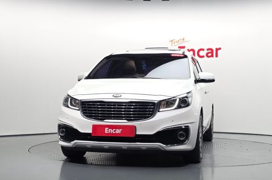 Kia Carnival 9-seater Prestige — пробег 124 721 км — фото 3 из 5