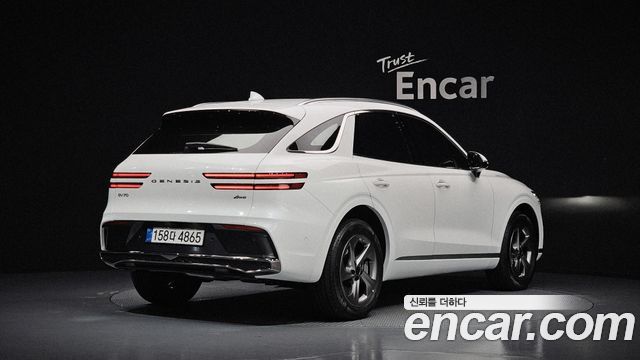 Genesis GV70 2.5T Gasoline AWD — пробег 7 015 км — фото 2 из 5
