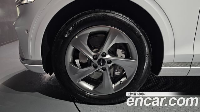 Genesis GV70 2.5T Gasoline AWD — пробег 7 015 км — фото 5 из 5