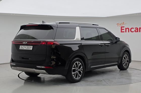 Kia Carnival Diesel 9-Seater Noblesse — пробег 66 070 км — фото 2 из 5