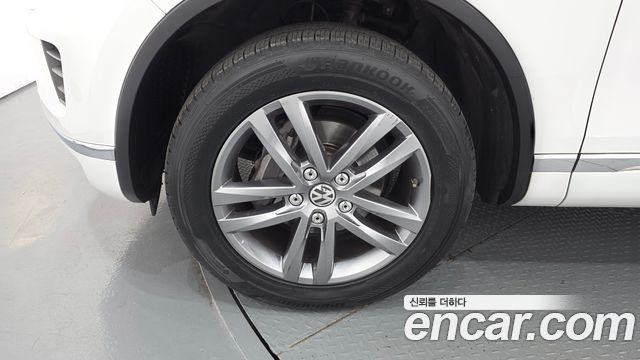 Volkswagen Touareg V6 3.0 TDI Bluemotion 7P5 — пробег 155 918 км — фото 5 из 5
