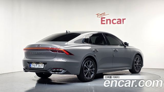 Hyundai Grandeur из Кореи Encar