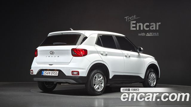 Hyundai Venue из Кореи Encar