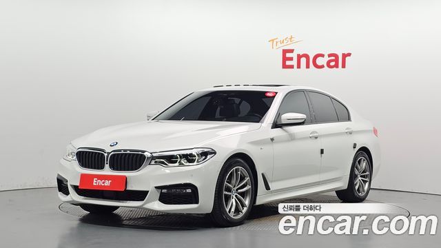 BMW 5-Series 520d xDrive M Sport Package Plus — пробег 186 467 км — фото 1 из 5