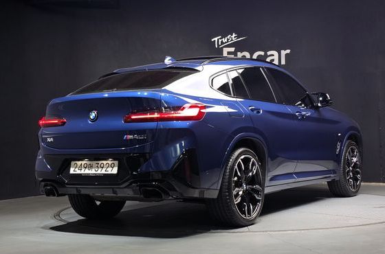 BMW X4 xDrive M40i — пробег 10 938 км — фото 2 из 5