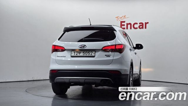 Hyundai Santafe Diesel(e-VGT) 2.0 4WD Exclusive Special — пробег 149 150 км — фото 4 из 5