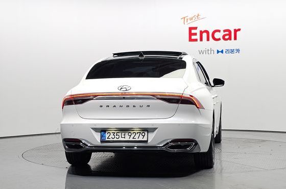 Hyundai Grandeur Premium — пробег 58 872 км — фото 4 из 5