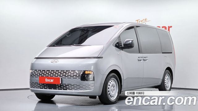 Hyundai Staria Tourer 11-Seater Smart — пробег 8 631 км — фото 1 из 5