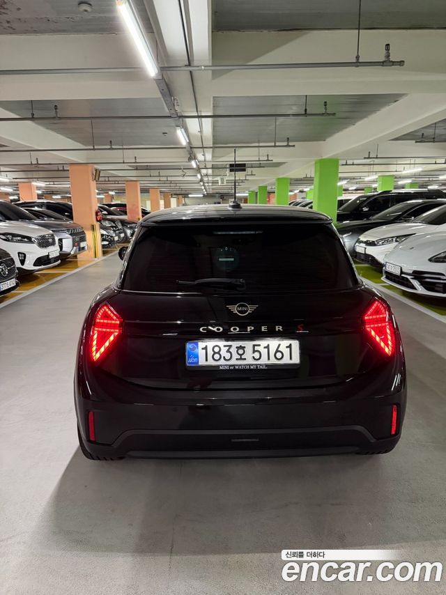 Mini Cooper Favoured — пробег 6 900 км — фото 4 из 5
