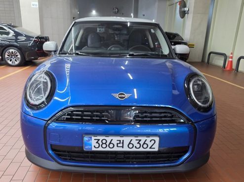 Mini Cooper Classic — пробег 11 880 км — фото 1 из 5