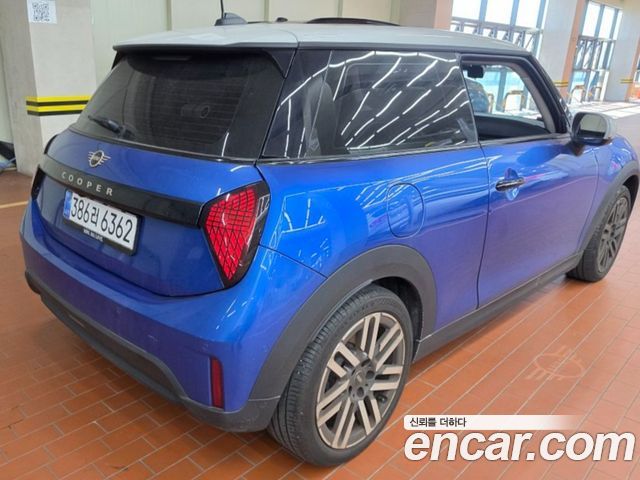 Mini Cooper Classic — пробег 11 880 км — фото 4 из 5
