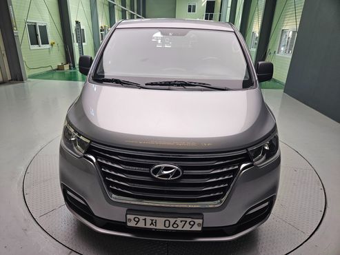 Hyundai Starex Van 5-Seater Smart — пробег 84 751 км — фото 3 из 5